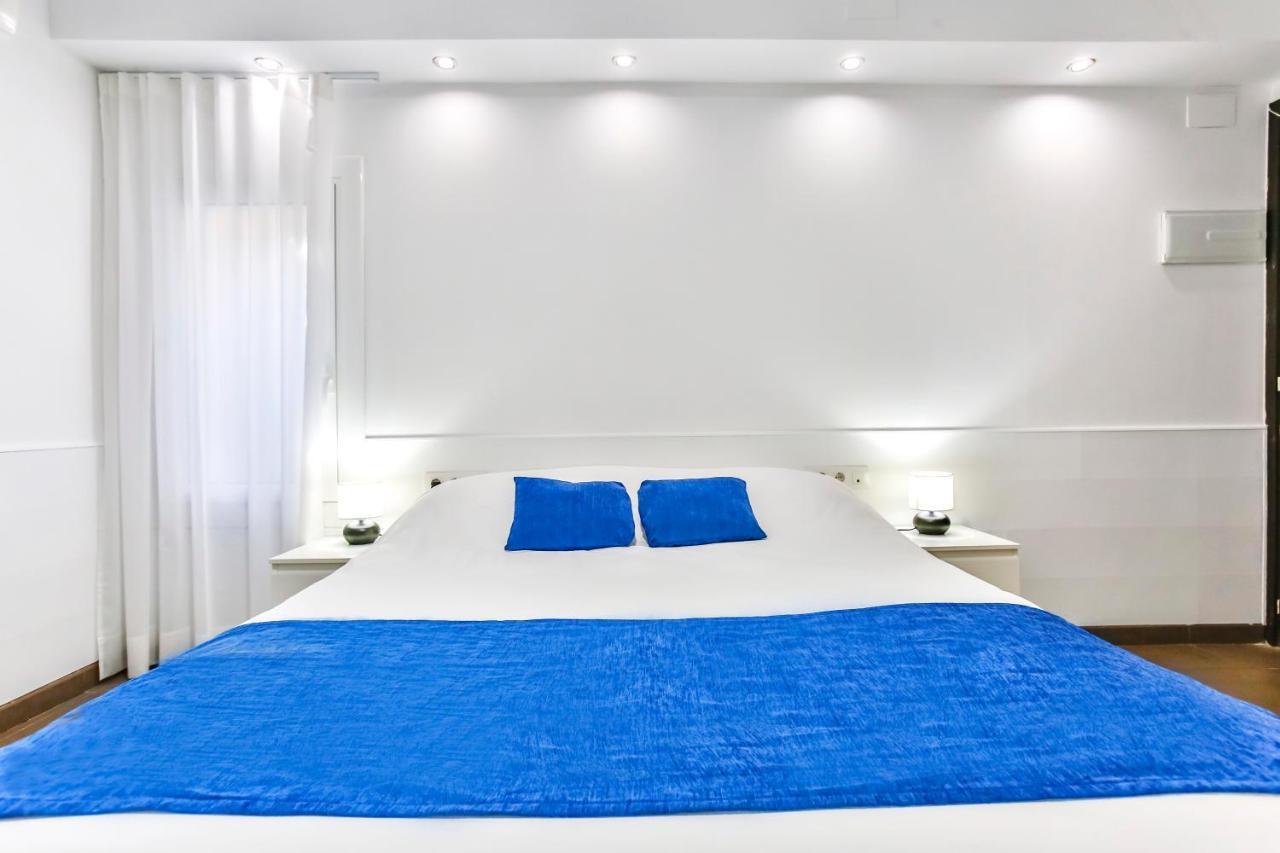 Laramond Barcelona Rooms Ngoại thất bức ảnh