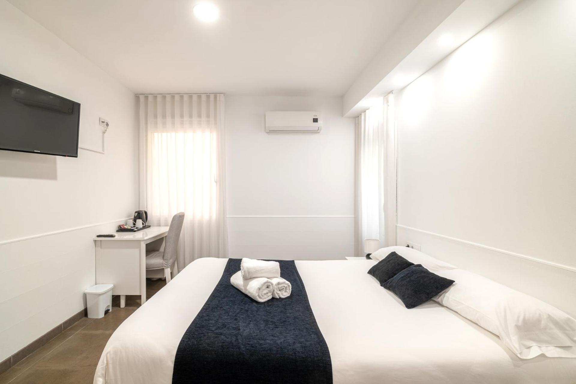 Laramond Barcelona Rooms Ngoại thất bức ảnh