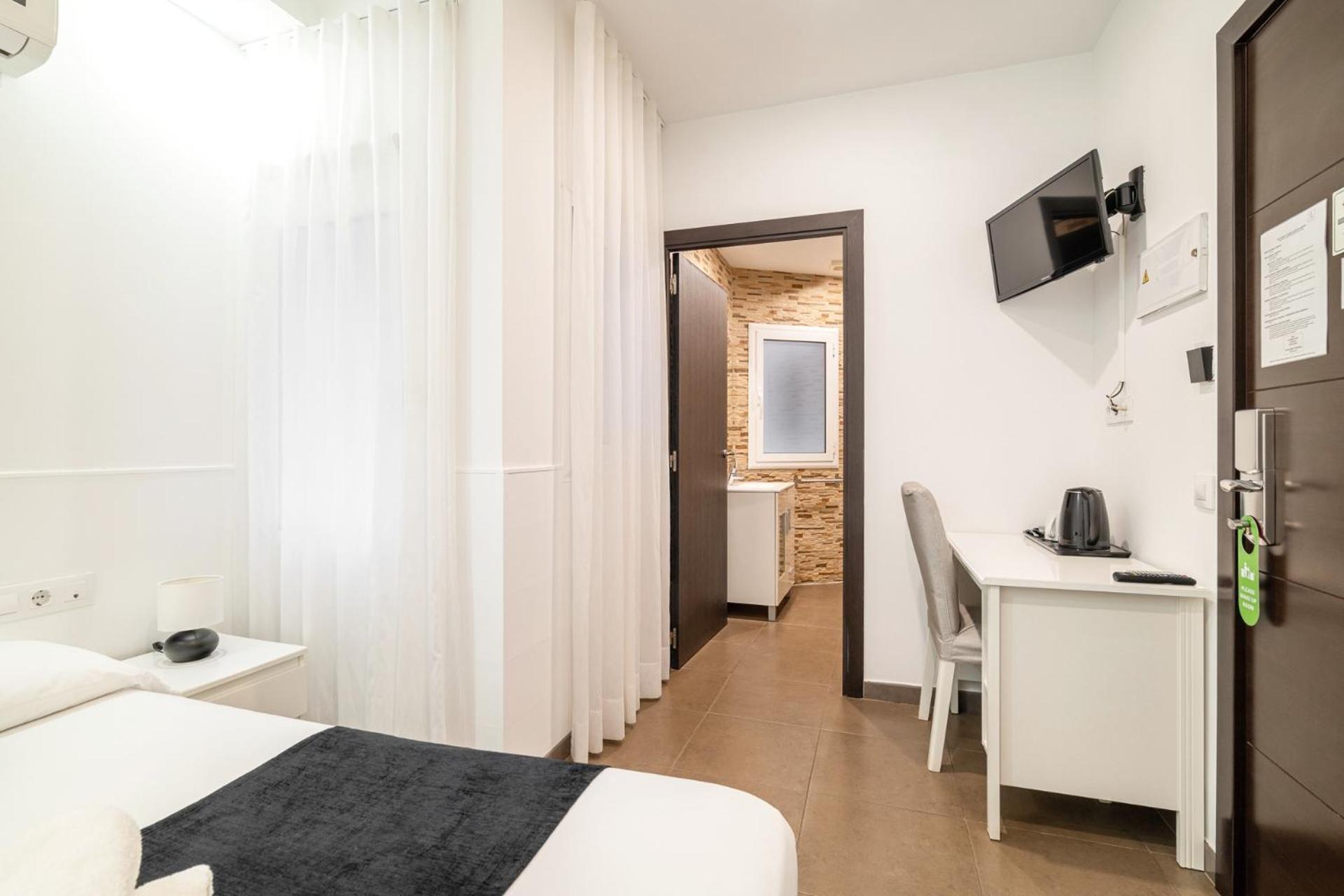 Laramond Barcelona Rooms Ngoại thất bức ảnh
