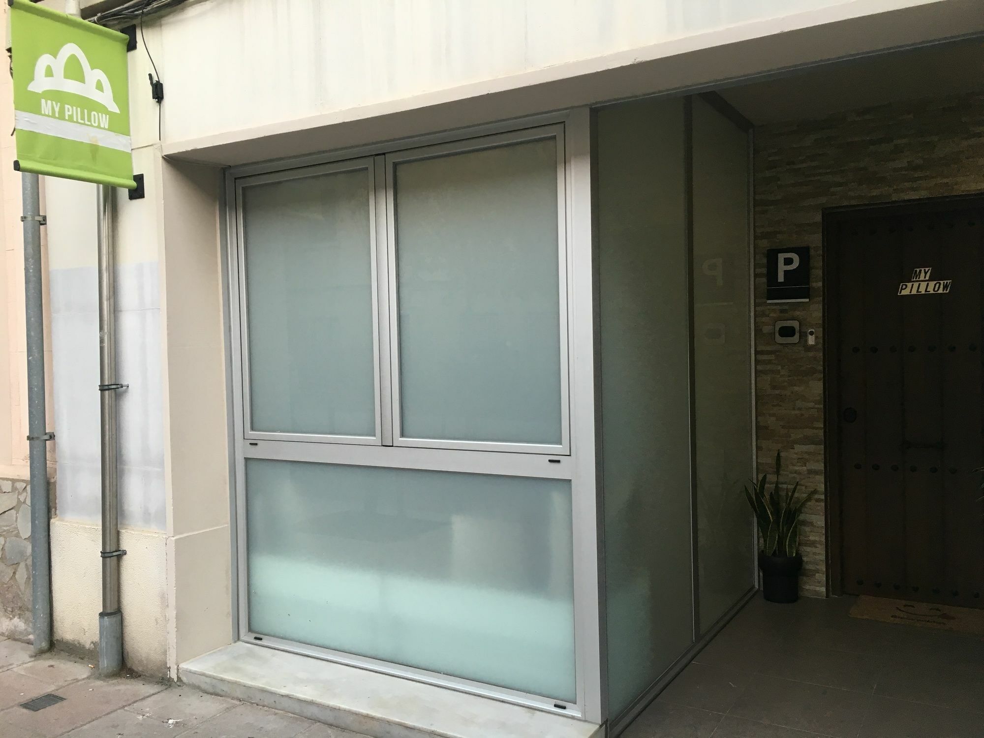 Laramond Barcelona Rooms Ngoại thất bức ảnh